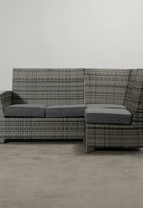 Fantastiskt fin grå soffa 2025 från deNoord.