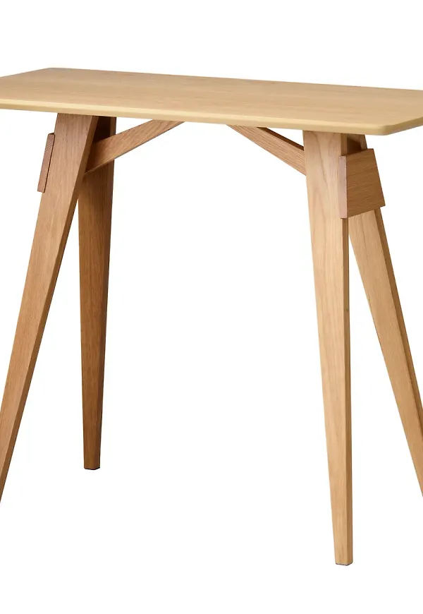 Mysig ekbord 2025 från Design House Stockholm.