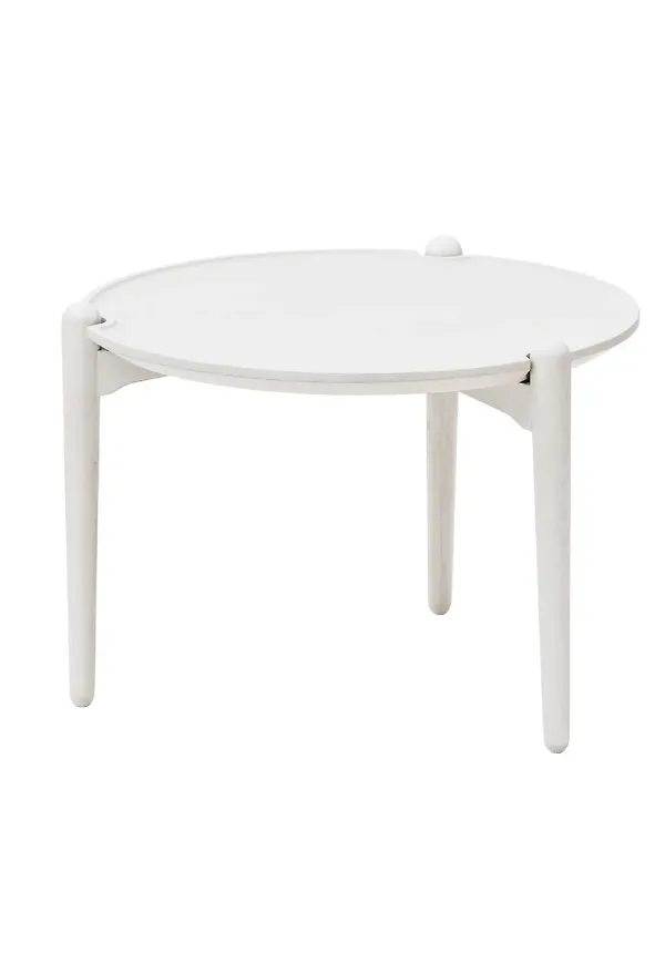 Stilren vit bord 2025 från Design House Stockholm.