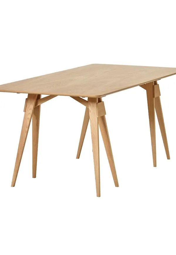 Otroligt snygg brickbord 2025 från Design House Stockholm.