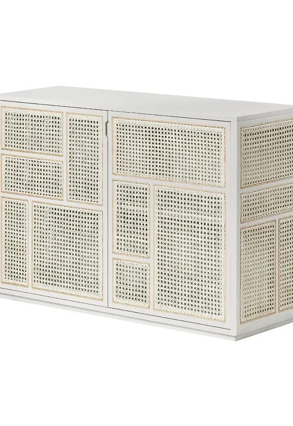 Riktigt snygg vit möbel i ek från Design House Stockholm.