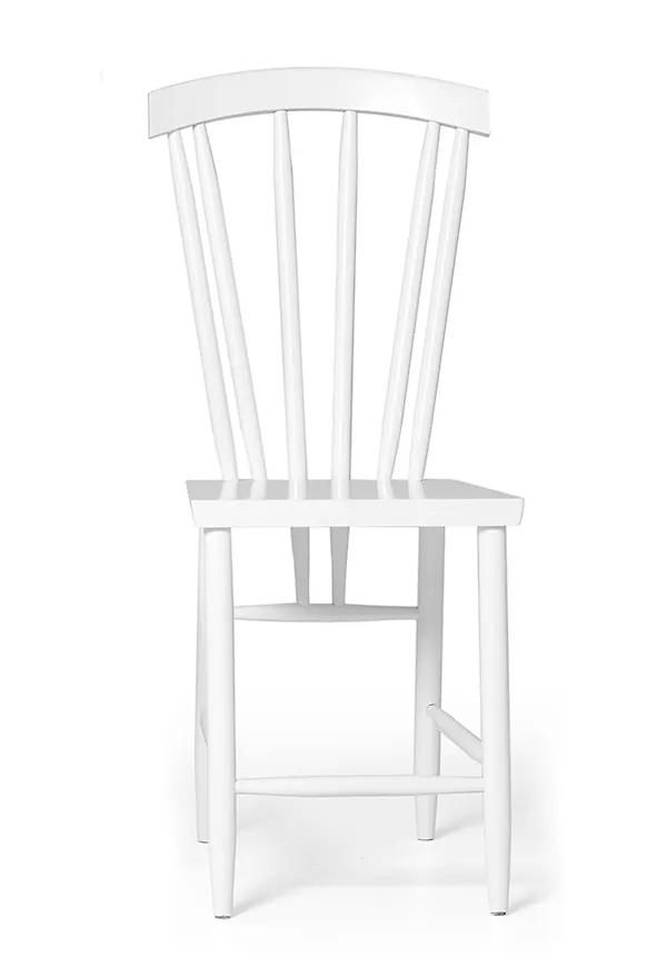 Exklusiv stol 2024 från Design House Stockholm.