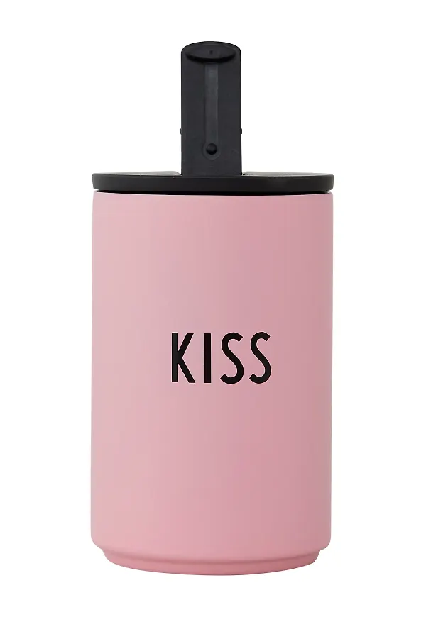 Rosa Design Letters-termosmugg i otroligt snygg modell.