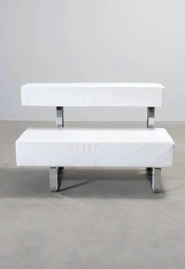 Skön lädersoffa 2025 från No brand.