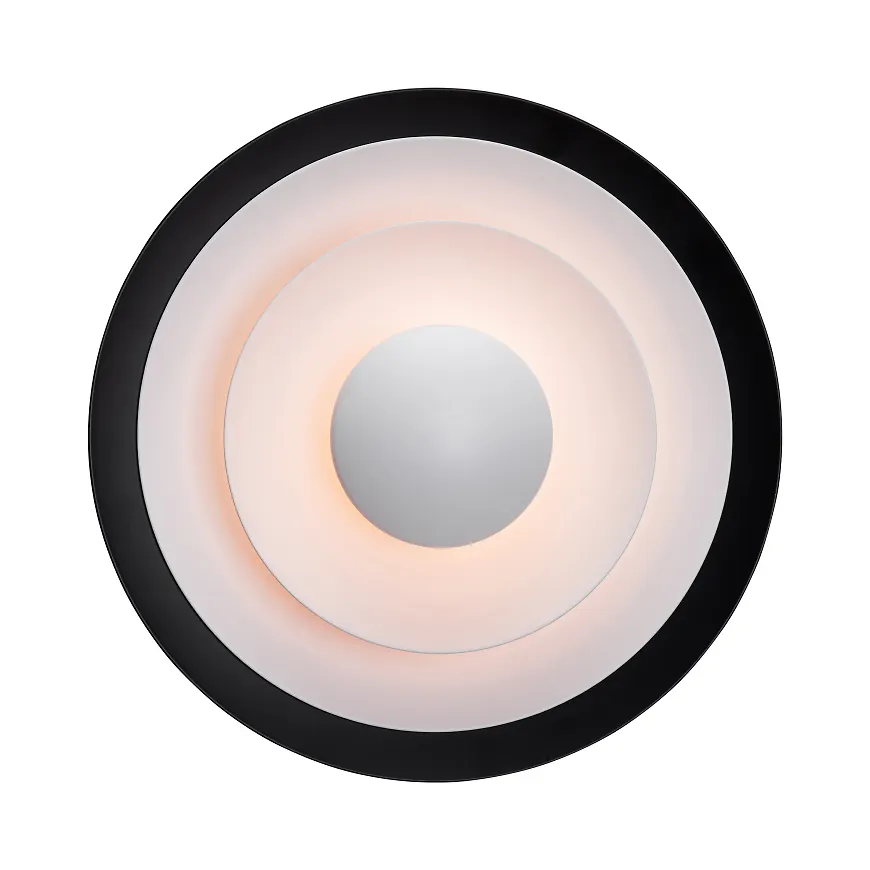 Svart Belid lampa som passar perfekt till sommaren 2025!