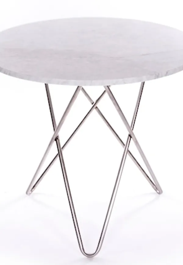 Vit OX DENMARQ-matbord i exklusiv modell.