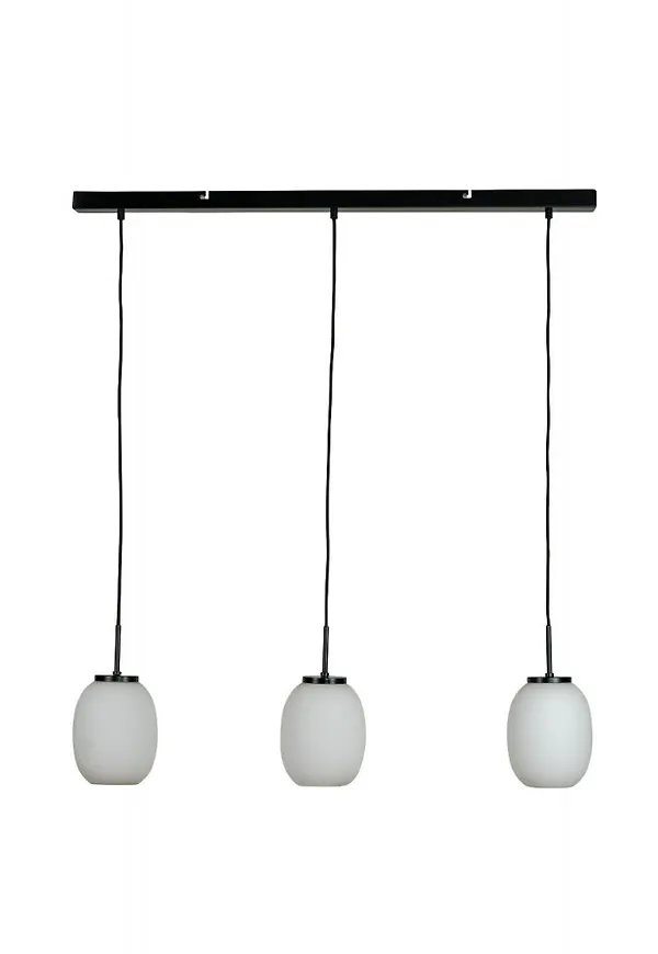 Dyberg Larsen taklampa som passar perfekt till sommaren 2025!