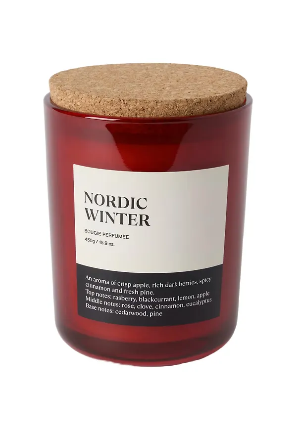 Stilriktig doftljus i svart från ÅHLÉNS HOME.