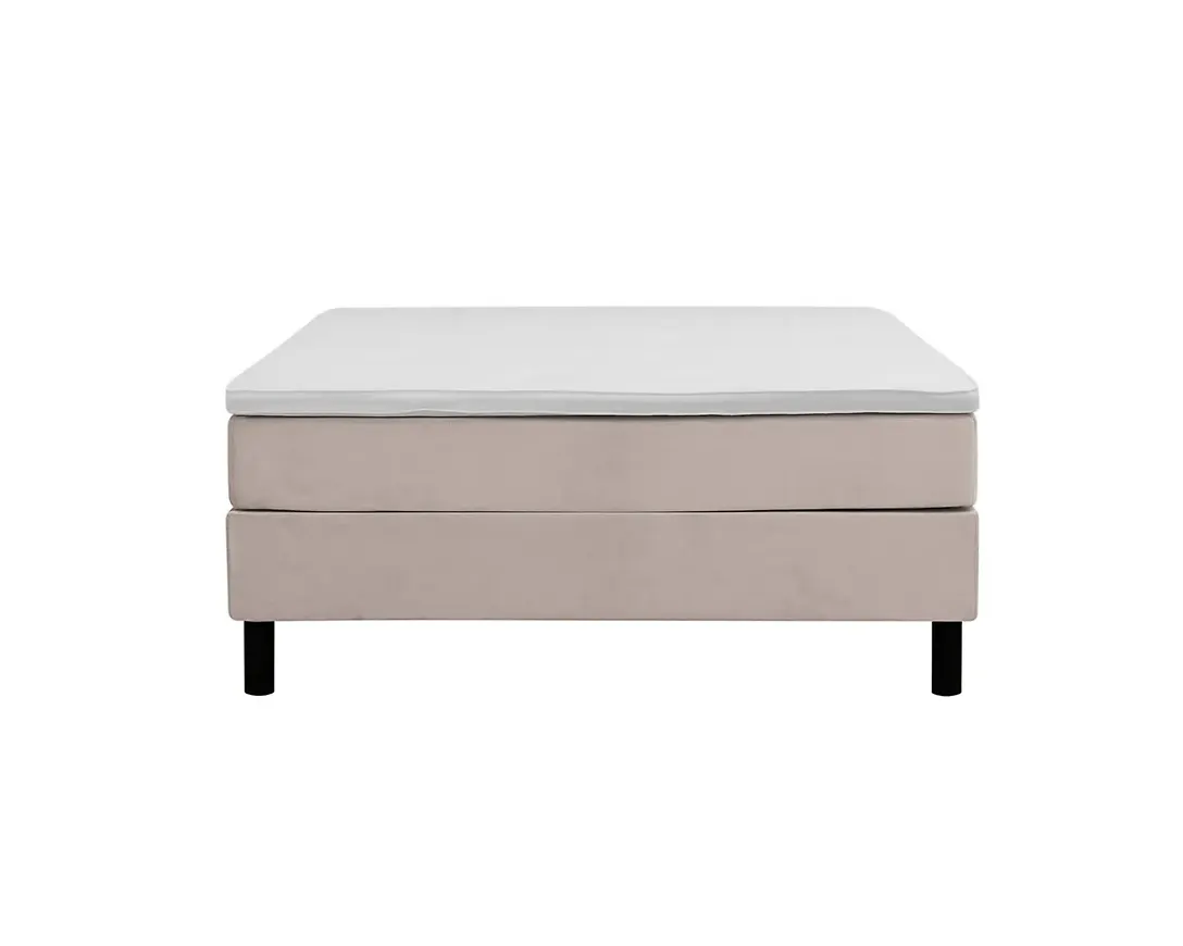 Beige säng som passar perfekt till våren 2026!