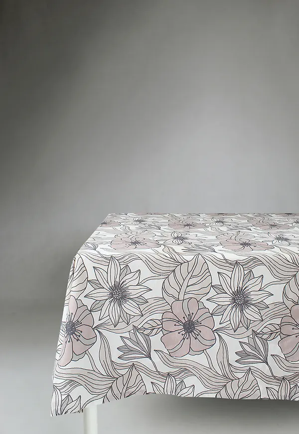 Beige TC Home - Dukar och bordslöpare-duk i vacker modell.