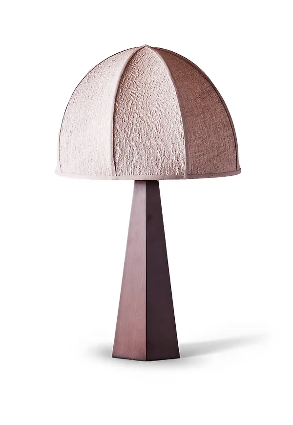 Cool brun lampa 2026 från Dusty Deco.