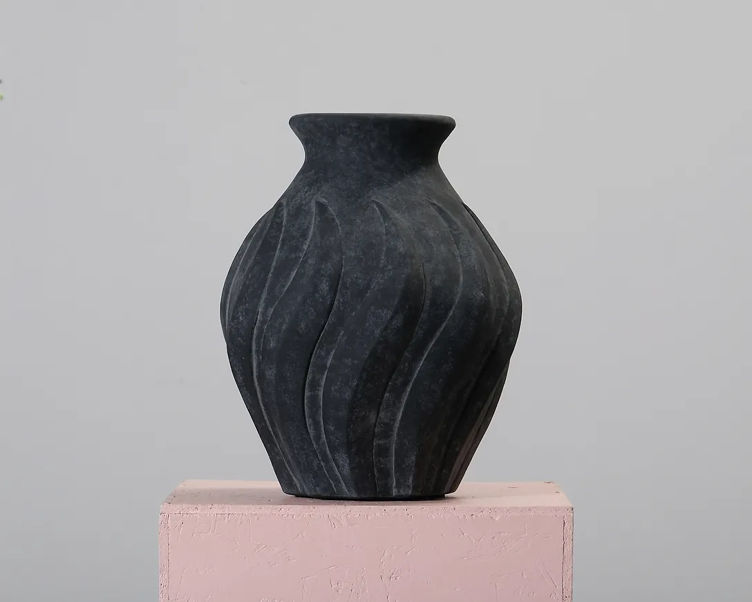 Riktigt fin möbel 2026 från Dusty Deco.