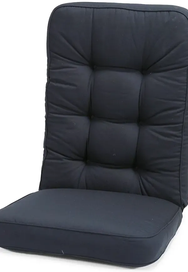 Blå Hillerstorp-trämöbel i superfin modell.