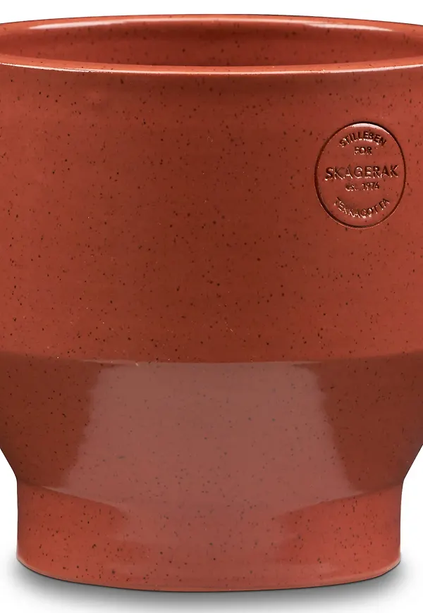 Modern kruka 2025 från Skagerak.