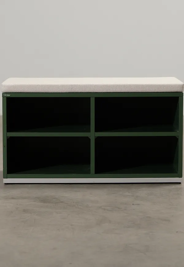 Trendig förvaringsmöbel 2025 från Edsbyn.