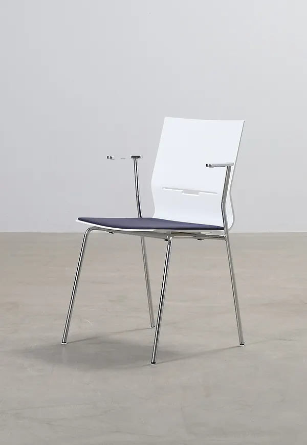 Ikonisk konferensstol 2024 från Edsbyverken.