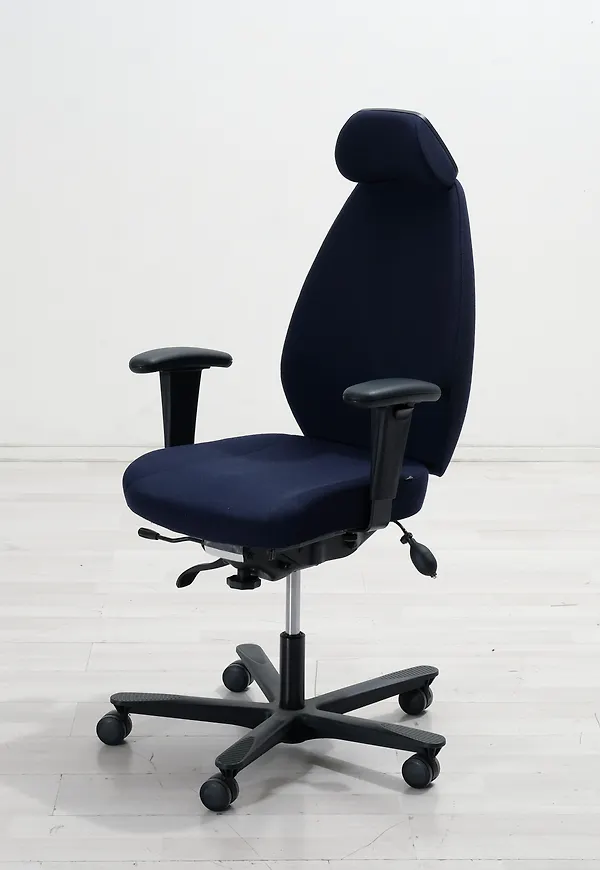 Ikonisk kontorsstol 2025 från EFG.