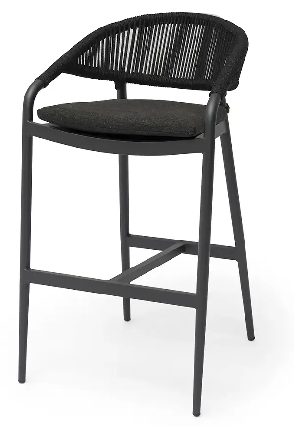 Moderiktig aluminiumstol 2026 från Hillerstorp.