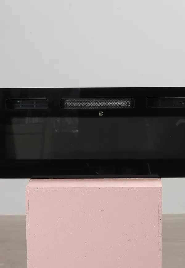 Smickrande kamin 2025 från No brand.