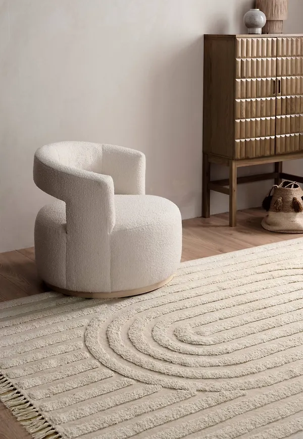 Fantastiskt fin Matta som passar bra vid många olika tillfällen.