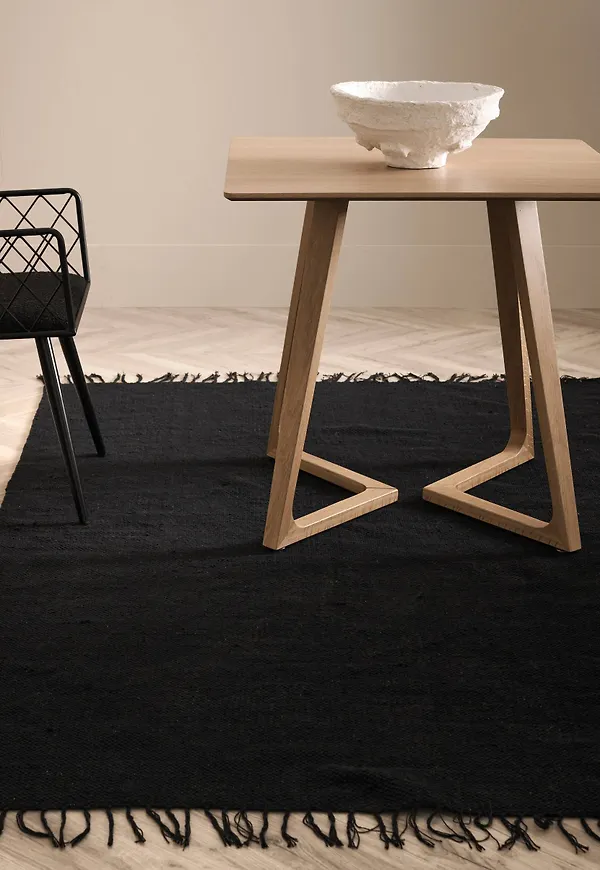 Svart Ellos-trasmatta i otroligt fin modell.