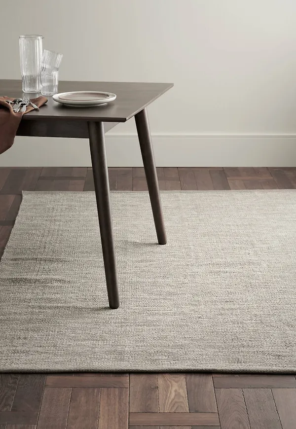 Modern matta i bomull från Ellos.