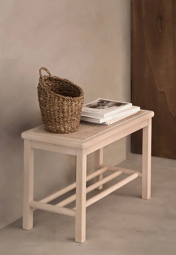 Komfortabel hallmöbel 2025 från Ellos.