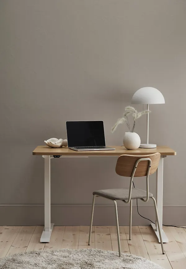 Fin skrivbord 2025 från Ellos.