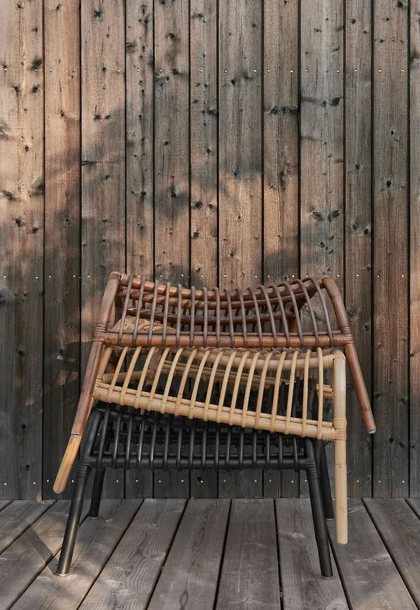 Brun Ellos-fotpall i fantastiskt snygg modell.