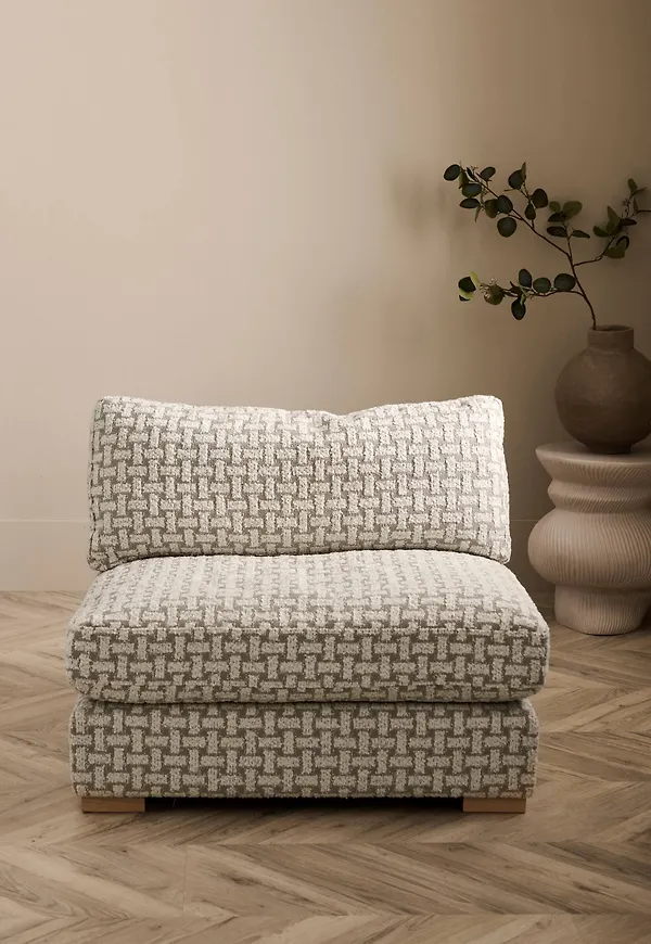 Riktigt trendig bomullsfåtölj 2025 från Ellos.