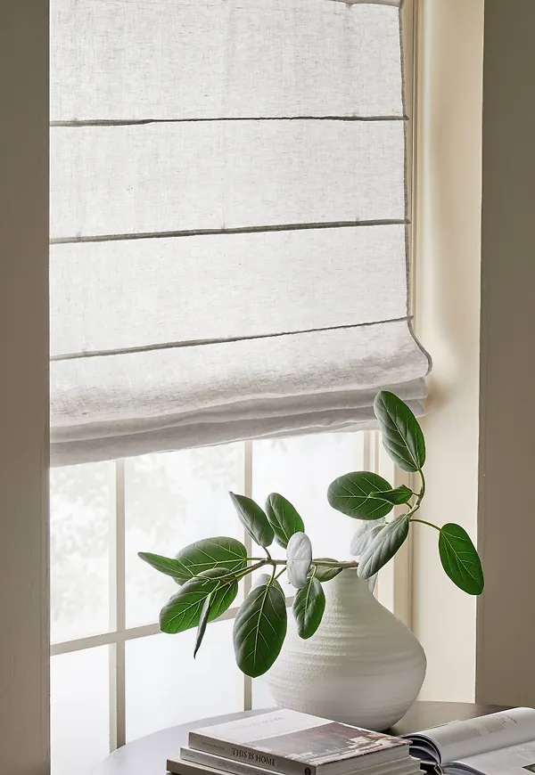 Riktigt fin hissgardin 2025 från Ellos.