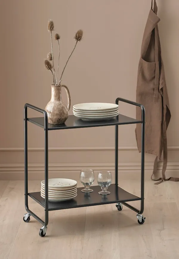 Skön hylla 2025 från Ellos.