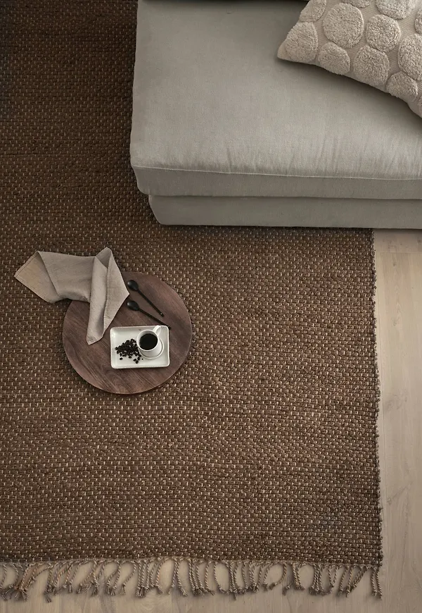 Brun matta som passar perfekt till sommaren 2025!