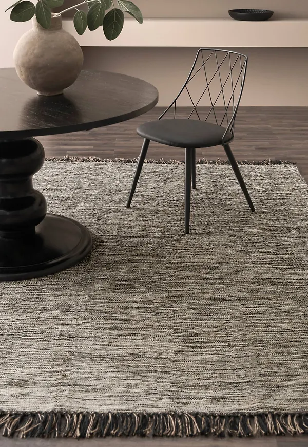 Cool matta i ull från Ellos.