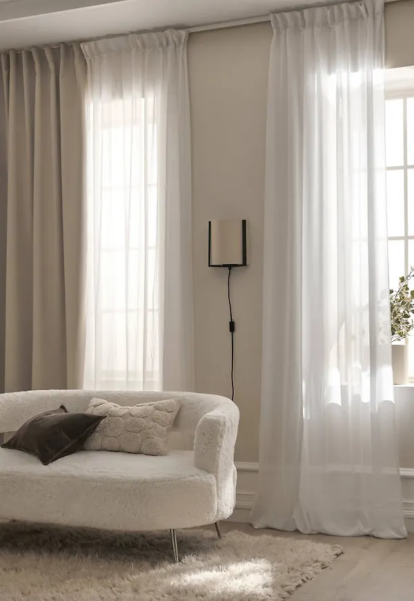 Jättefin gardin 2025 från Ellos.