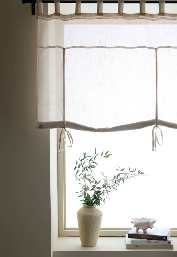 Skön gardin 2025 från Ellos.