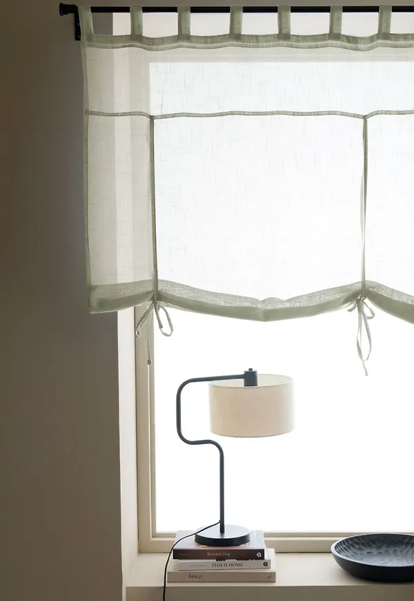 Vacker gardin i grönt från Ellos.