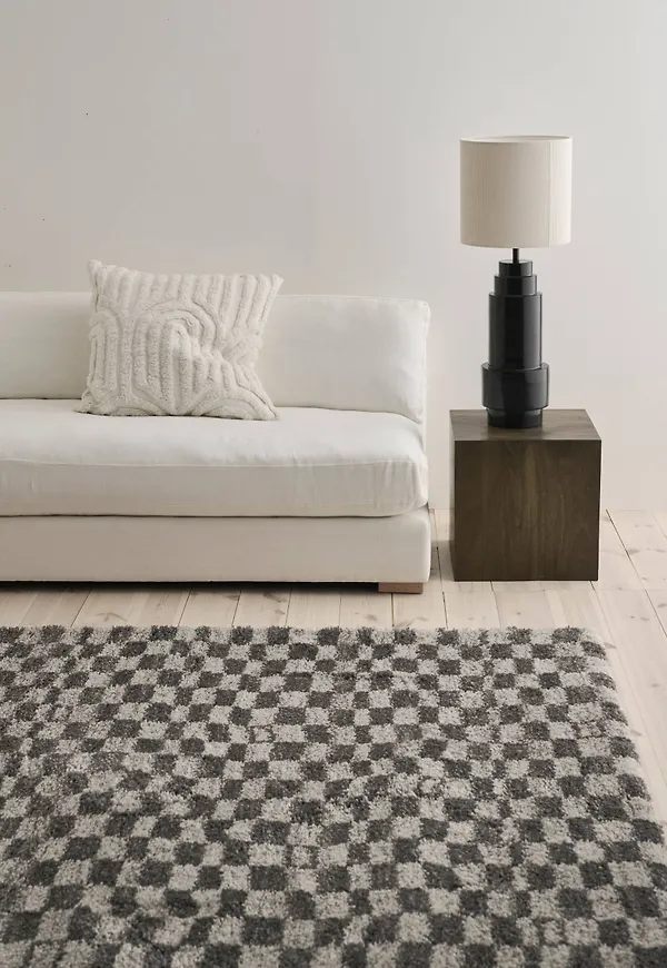 Grå matta som passar perfekt till våren 2025!