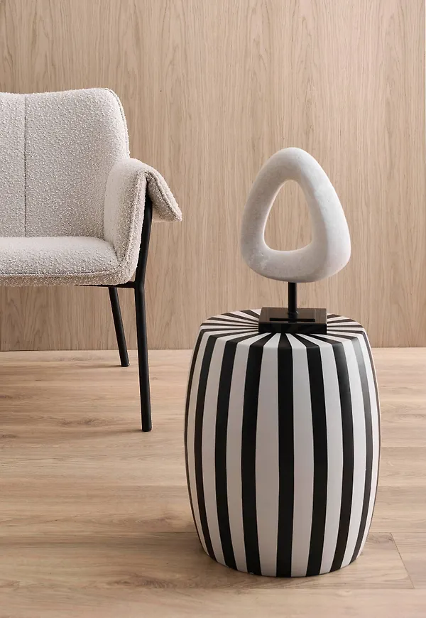 Snygg bord 2025 från Ellos.