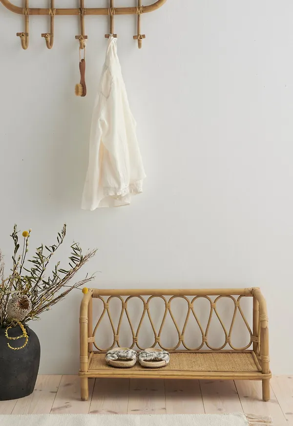 Jättesnygg hallmöbel 2025 från Ellos.