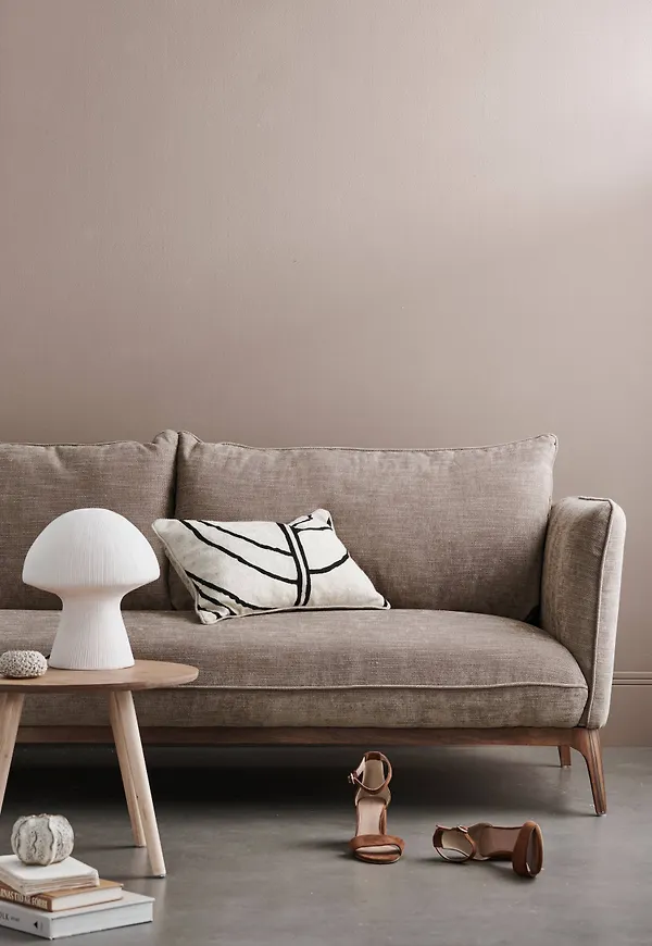 Brun Ellos-soffa i fantastiskt fin modell.
