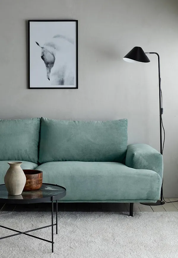 Elegant grön soffa 2025 från Ellos.