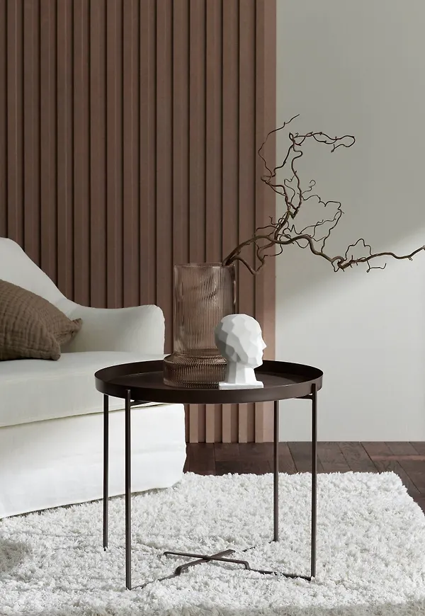 Modern brun bord 2025 från Ellos.