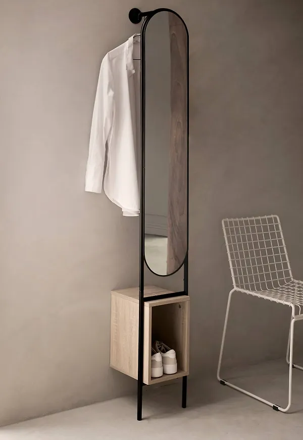 Söt spegel 2025 från Ellos.