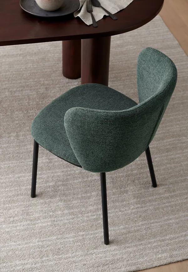 Otroligt snygg stol 2025 från Ellos.