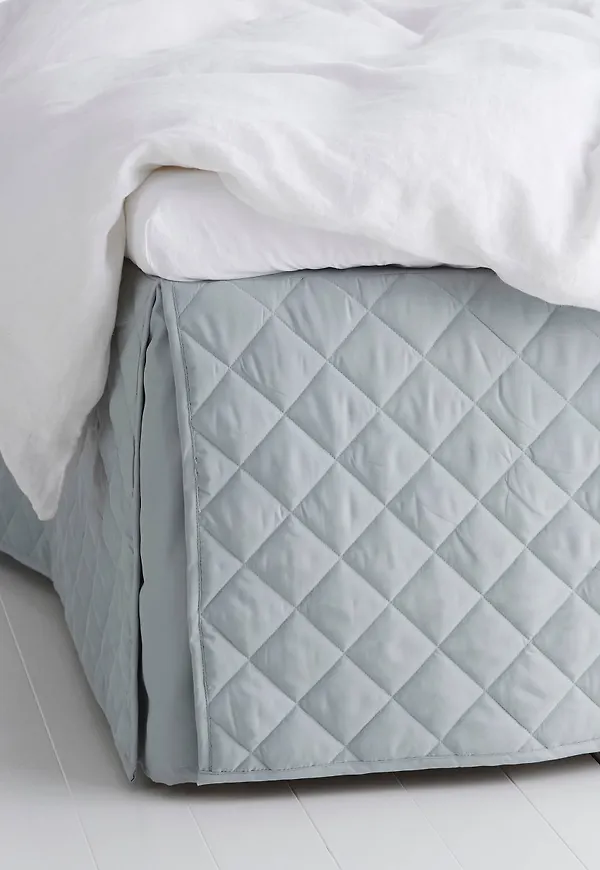 Riktigt snygg kontinentalsäng 2025 från Ellos.