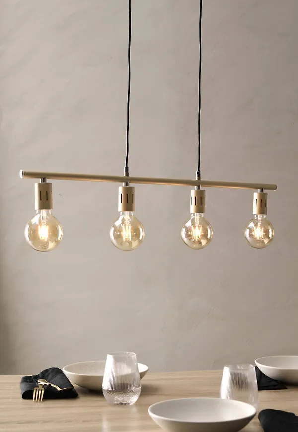 Fin taklampa 2025 från Ellos.