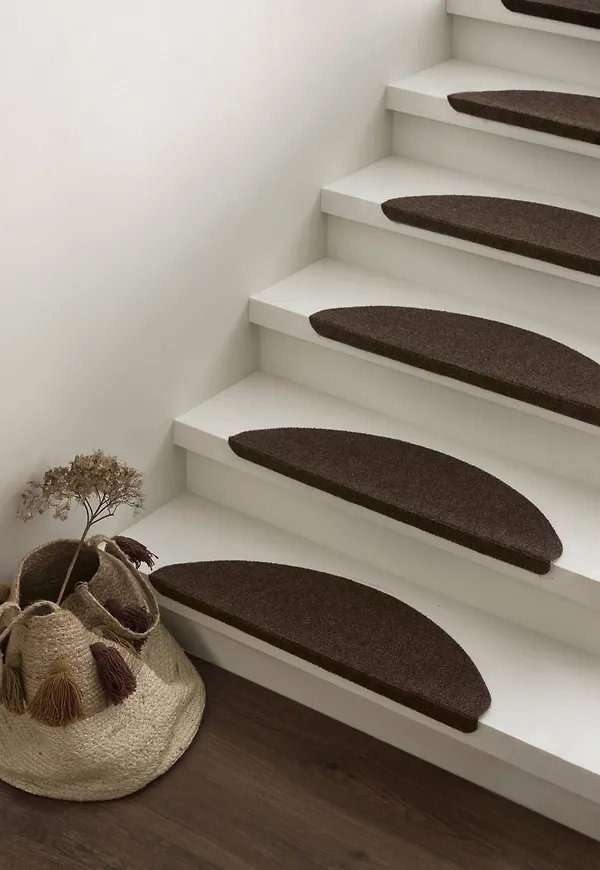 Trappstegsmatta som passar perfekt till våren 2025!