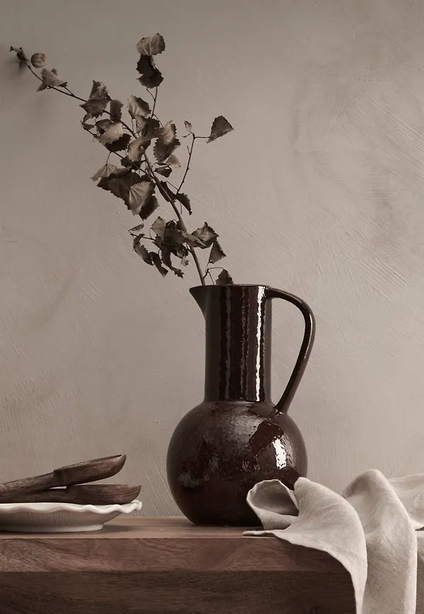 Supersnygg kruka i rödbrunt från Ellos.