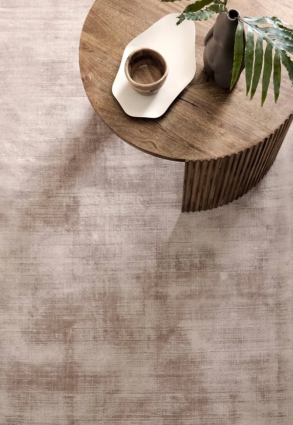 Komfortabel matta i beiget från Ellos.